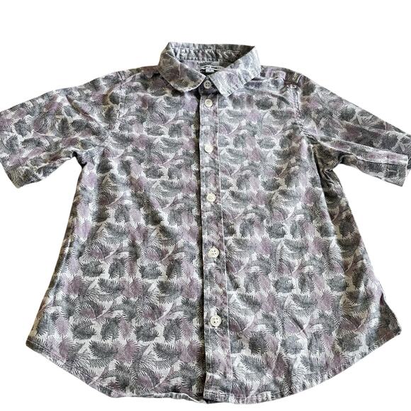 Boys and Arrows Gray Feather Print Short Sleeve Button Up Shirt Size 4 - Picture 1 of 5